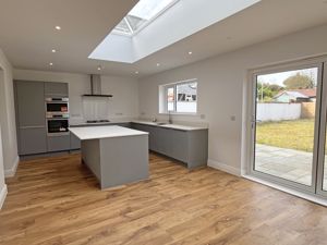 Photo 14- click for photo gallery